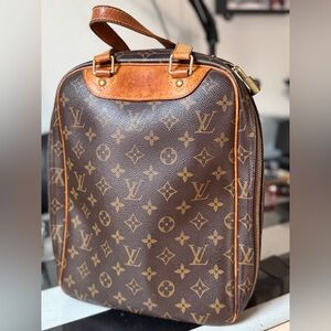 Louis Vuitton excursion bag